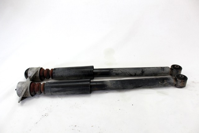 ZADNJI AMORTIZERJI OEM N. 7378 COPPIA AMMORTIZZATORI POSTERIORI ORIGINAL REZERVNI DEL AUDI A3 MK1 8L 8L1 3P/5P (1996 - 2000) DIESEL LETNIK 1999