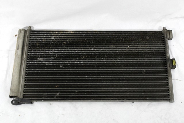 HLADILNIK KLIME OEM N. 51804991 ORIGINAL REZERVNI DEL FIAT IDEA 350 (2003 - 2008) BENZINA LETNIK 2005