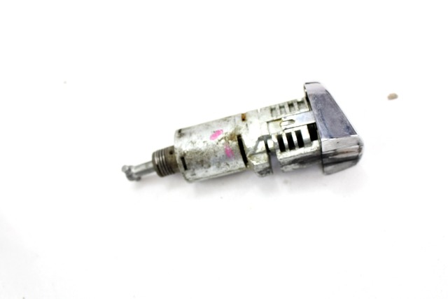 KOMPLET ODKLEPANJE IN VZIG  OEM N. 51853780 ORIGINAL REZERVNI DEL LANCIA DELTA 844 MK3 (2008 - 2014) DIESEL LETNIK 2009