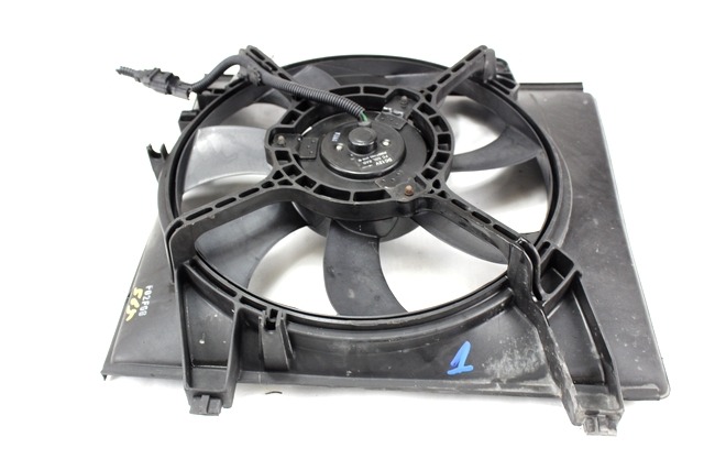 VENTILATOR HLADILNIKA OEM N. 252312D000 ORIGINAL REZERVNI DEL HYUNDAI MATRIX FC (2001 - 2010)BENZINA LETNIK 2003