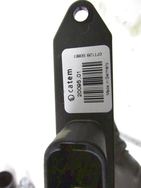 HLADILNIK ZA GRETJE OEM N. 2009501 ORIGINAL REZERVNI DEL OPEL ANTARA L07 (2006 - 2015)DIESEL LETNIK 2007