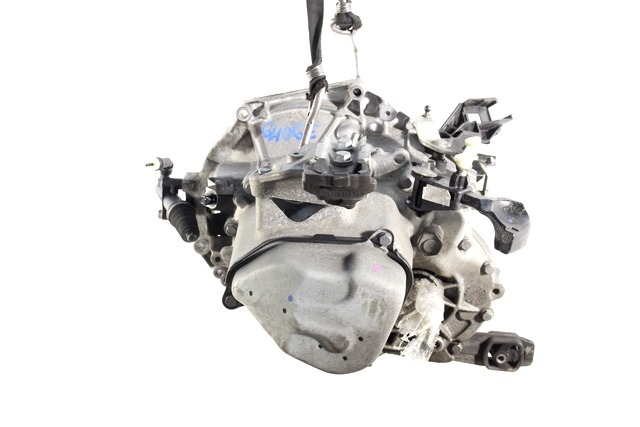 ROCNI MENJALNIK OEM N. 32027 CAMBIO MECCANICO ORIGINAL REZERVNI DEL CITROEN C3 MK2 SC (2009 - 2016) BENZINA LETNIK 2011