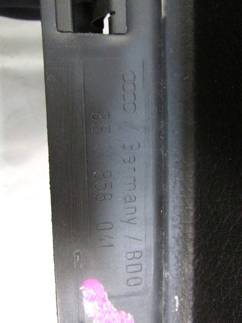ARMATURNA PLOSCA OEM N. (D)8E1858041 ORIGINAL REZERVNI DEL AUDI A4 B7 8EC 8ED 8HE BER/SW/CABRIO (2004 - 2007) DIESEL LETNIK 2007
