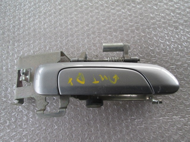 ZUNANJA KLJUKA SPREDNJA DESNA VRATA OEM N. 72140SAAG11 ORIGINAL REZERVNI DEL HONDA JAZZ GD GE3 GE2 MK2 (2002 - 2008) GD1 GD5 GD GE3 GE2 GE GP GG GD6 GD8 BENZINA LETNIK 2005