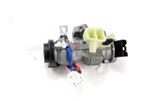 KOMPLET ODKLEPANJE IN VZIG  OEM N. 17204 KIT ACCENSIONE AVVIAMENTO ORIGINAL REZERVNI DEL HYUNDAI I30 GD MK2 (2011 - 2017)DIESEL LETNIK 2013