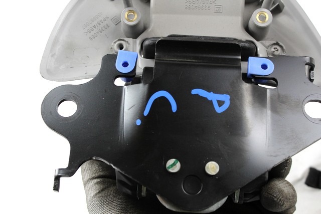 VARNOSTNI PAS OEM N. 93335123 ORIGINAL REZERVNI DEL OPEL MERIVA A X03 (2003 - 2006) BENZINA LETNIK 2005