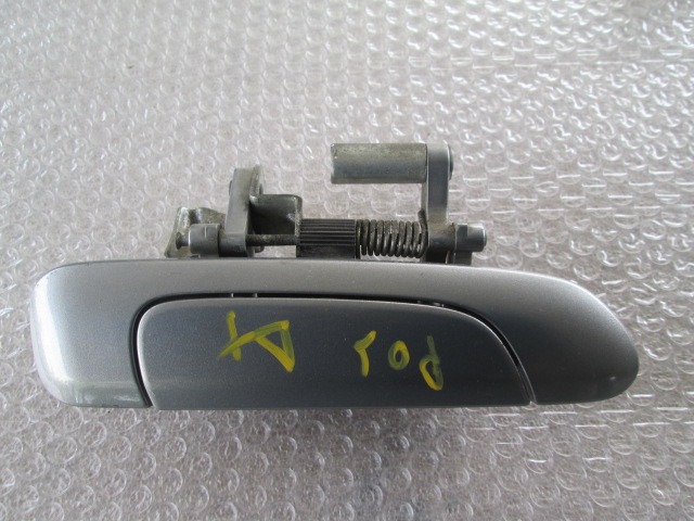 ZUNANJA KLJUKA ZADNJA DESNA VRATA OEM N. 72640SAA003 ORIGINAL REZERVNI DEL HONDA JAZZ GD GE3 GE2 MK2 (2002 - 2008) GD1 GD5 GD GE3 GE2 GE GP GG GD6 GD8 BENZINA LETNIK 2005