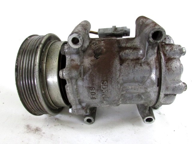 KOMPRESOR KLIME  OEM N. 8200953359 ORIGINAL REZERVNI DEL RENAULT CLIO BR0//1 CR0/1 KR0/1 MK3 R (05/2009 - 2013) DIESEL LETNIK 2011