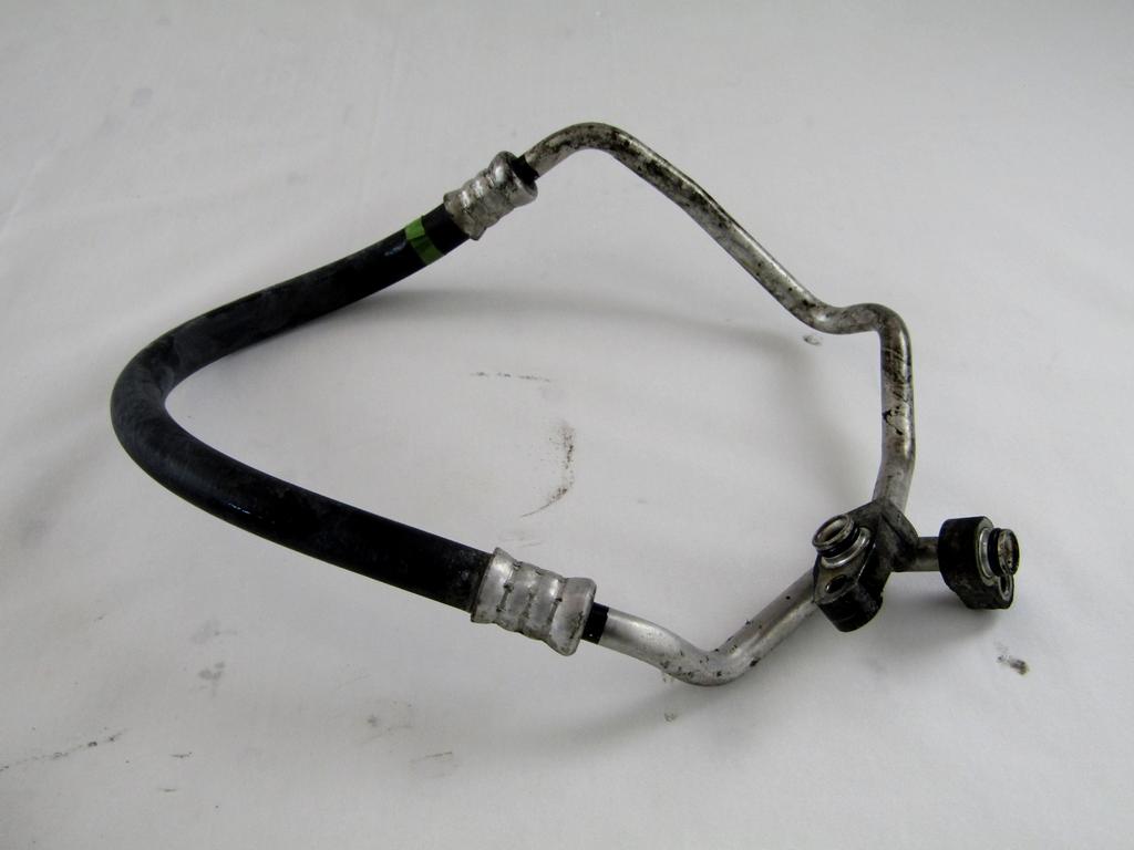 PRIKLJUCKI A/C / HLADILNE LINIJE OEM N. 887030F060 ORIGINAL REZERVNI DEL TOYOTA COROLLA VERSO ZER ZZE12 R1 (2004 - 2009) DIESEL LETNIK 2009