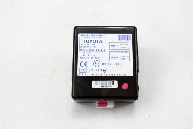 CENTRALNO ZAKLEPANJE OEM N. 89741-0F010 ORIGINAL REZERVNI DEL TOYOTA COROLLA VERSO ZER ZZE12 R1 (2004 - 2009) DIESEL LETNIK 2009