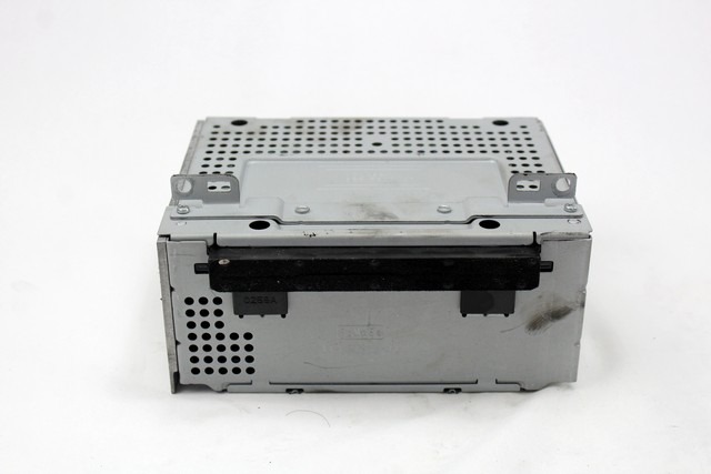 RADIO CD / OJACEVALNIK / IMETNIK HIFI OEM N. F1BT-18C815-GK ORIGINAL REZERVNI DEL FORD TRANSIT COURIER B460 (2014 - 2016)DIESEL LETNIK 2016