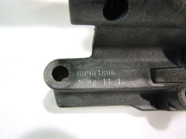 PUMPA OLJA OEM N. 06A115105 ORIGINAL REZERVNI DEL AUDI A3 MK1 8L 8L1 3P/5P (1996 - 2000) DIESEL LETNIK 1999