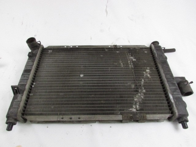 RADIATOR VODE OEM N. 96322942 ORIGINAL REZERVNI DEL DAEWOO MATIZ KLYA (1998 - 2004) BENZINA LETNIK 2003
