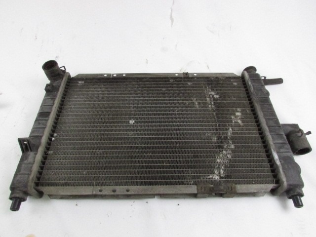 RADIATOR VODE OEM N. 96322942 ORIGINAL REZERVNI DEL DAEWOO MATIZ KLYA (1998 - 2004) BENZINA LETNIK 2003