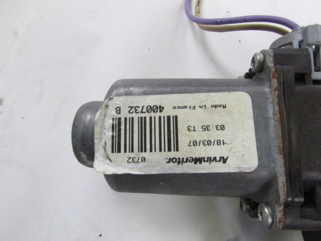 MEHANIZEM DVIGA SPREDNJIH STEKEL  OEM N. 27329 SISTEMA ALZACRISTALLO PORTA ANTERIORE ELETTR ORIGINAL REZERVNI DEL RENAULT CLIO BB CB MK2 R / CLIO STORIA (05/2001 - 2012) BENZINA LETNIK 2007
