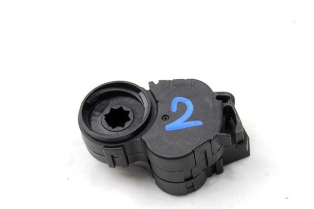 MOTORCEK OGREVANJA OEM N. T37221B ORIGINAL REZERVNI DEL RENAULT KADJAR HA HL (2015 - 2018)DIESEL LETNIK 2018