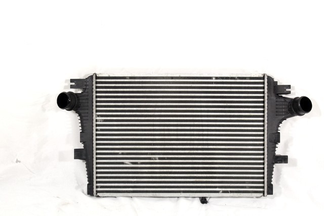 HLADILNIK INTERCOOLER OEM N. 50507299 ORIGINAL REZERVNI DEL ALFA ROMEO 159 939 BER/SW (2005 - 2013) DIESEL LETNIK 2009