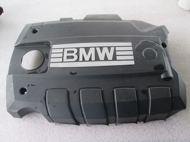 POKROV MOTORJA  OEM N. 11127530743 ORIGINAL REZERVNI DEL BMW SERIE 1 BER/COUPE/CABRIO E81/E82/E87/E88 LCI R (2007 - 2013) BENZINA LETNIK 2007