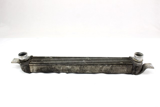 HLADILNIK INTERCOOLER OEM N. 13299920 ORIGINAL REZERVNI DEL OPEL MERIVA A X03 (2003 - 2006) DIESEL LETNIK 2004