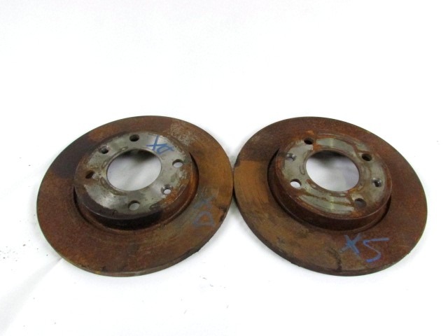 SPREDNJI ZAVORNI DISKI OEM N. 4249F0 ORIGINAL REZERVNI DEL PEUGEOT 206 / 206 CC 2A/C 2D 2E/K (1998 - 2003) BENZINA LETNIK 2002