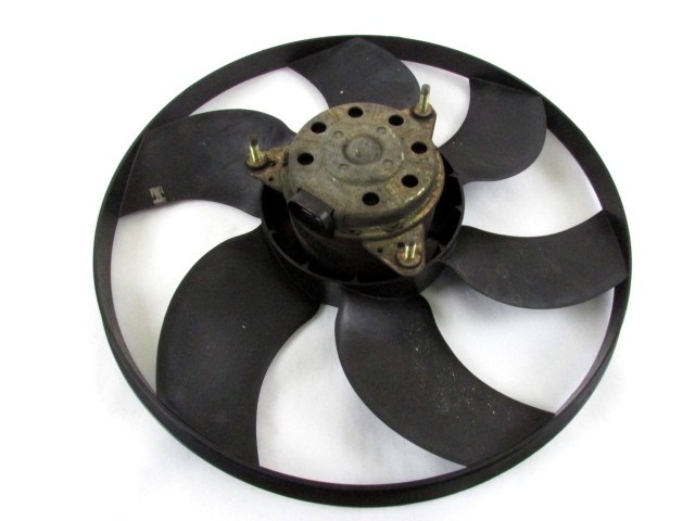 VENTILATOR HLADILNIKA OEM N. 7701044403 ORIGINAL REZERVNI DEL NISSAN INTERSTAR X70 (2002 - 2016)DIESEL LETNIK 2002