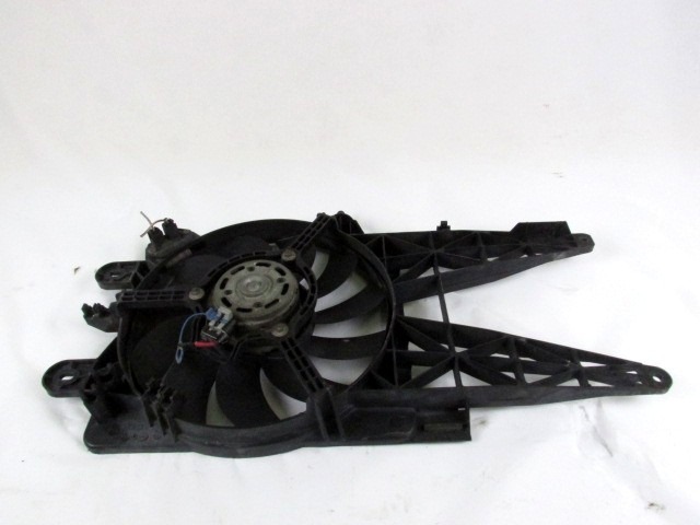 VENTILATOR HLADILNIKA OEM N. 46785738 ORIGINAL REZERVNI DEL FIAT PUNTO 188 188AX MK2 (1999 - 2003) BENZINA LETNIK 2000