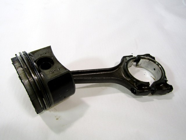 BAT ROCICNE GREDI/ OEM N. 46743870 ORIGINAL REZERVNI DEL LANCIA Y YPSILON 312 (dal 2011)BENZINA LETNIK 2012