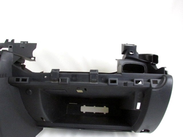 ARMATURNA PLOSCA OEM N. 8200273077 ORIGINAL REZERVNI DEL RENAULT CLIO BB CB MK2 R / CLIO STORIA (05/2001 - 2012) BENZINA LETNIK 2005
