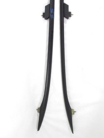 BAR STRE?NI PAR OEM N. 12585 BARRE PORTATUTTO / MODANATURA TETTO ORIGINAL REZERVNI DEL MERCEDES CLASSE E W210 S210 R BER/SW (1999 - 2003) DIESEL LETNIK 2000