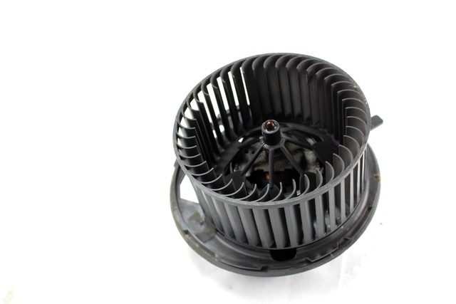 VENTILATOR  KABINE  OEM N. 1K1820015F ORIGINAL REZERVNI DEL AUDI TT 8J (2006 - 2014)BENZINA LETNIK 2009