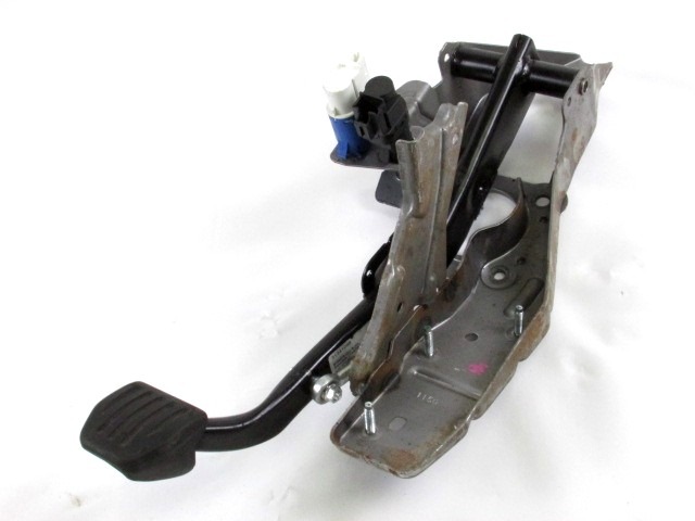 PEDALI OEM N. 31341099 ORIGINAL REZERVNI DEL VOLVO XC60 156 (2008 - 2013)DIESEL LETNIK 2012