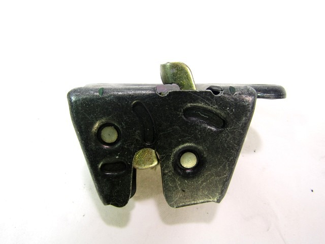 ZAKLEPANJE PRTLJA?NIH VRAT  OEM N. 7734588 ORIGINAL REZERVNI DEL FIAT PUNTO 176 MK1/MK1 CABRIO (1993 - 08/1999) BENZINA LETNIK 1993
