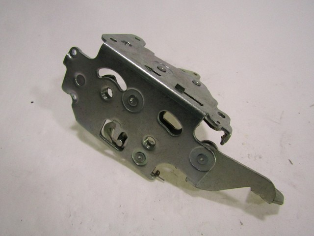 ZAKLEPANJE PRTLJA?NIH VRAT  OEM N. 7588113 ORIGINAL REZERVNI DEL FIAT FIORINO 146 (1987 - 2003) DIESEL LETNIK 1992
