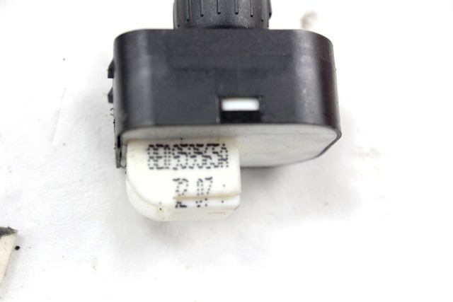 STIKALA ELEKTRICNIH OGLEDAL  OEM N. 8E0959565A ORIGINAL REZERVNI DEL AUDI A3 MK2R 8P 8PA 8P1 8P7 (2008 - 2012)BENZINA LETNIK 2008