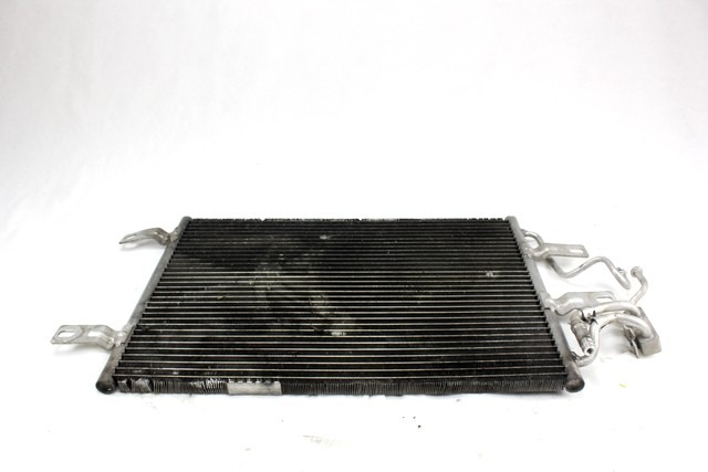 HLADILNIK KLIME OEM N. 13148296 ORIGINAL REZERVNI DEL OPEL MERIVA A X03 (2003 - 2006) DIESEL LETNIK 2005