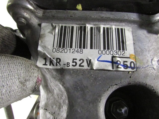 MOTOR OEM N. (D)1KR ORIGINAL REZERVNI DEL PEUGEOT 107 PM PN (2005 - 2014) BENZINA LETNIK 2013