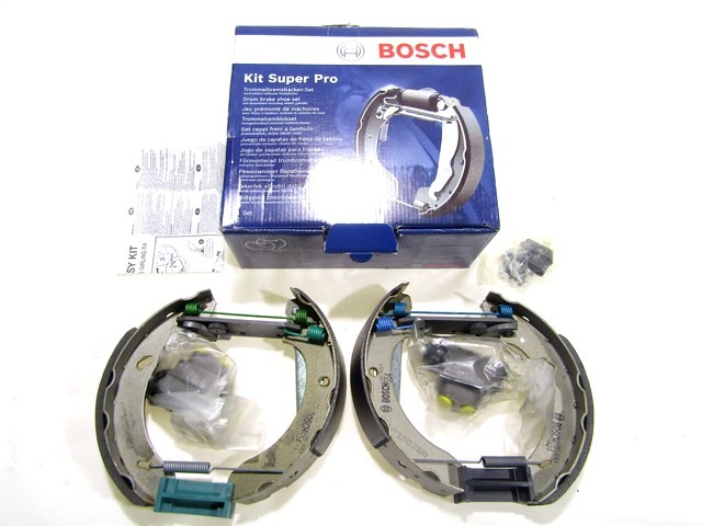 0204114598 KIT GANASCE PER FRENI A TAMBURO BOSCH SUPER PRO FORD ESCORT 1.8 TD SW RICAMBIO NUOVO