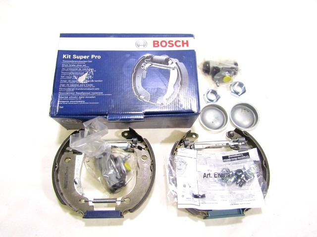 0204114039 KIT GANASCE FRENO A TAMBURO POSTERIORE BOSCH SUPER PRO PEUGEOT 306 1.9 D 5P RICAMBIO NUOVO