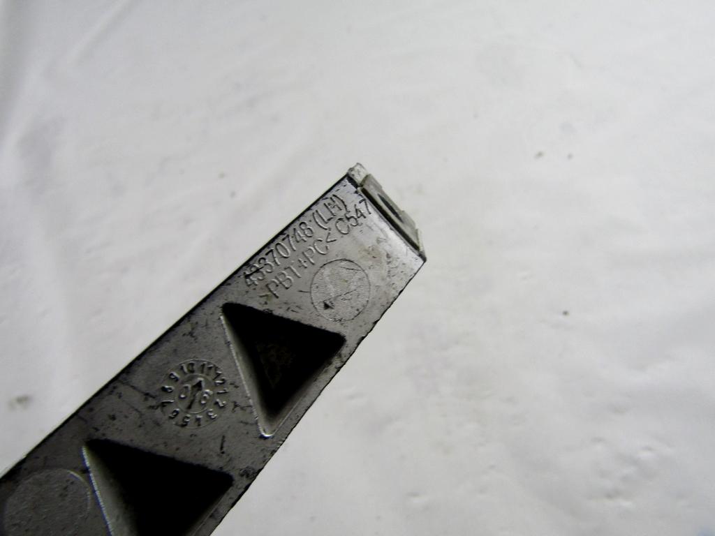 DESNA MEGLENKA OEM N. 51782368 ORIGINAL REZERVNI DEL FIAT GRANDE PUNTO 199 (2005 - 2012) DIESEL LETNIK 2007