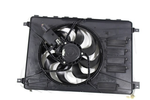 VENTILATOR HLADILNIKA OEM N. 6G91-8C607-PC ORIGINAL REZERVNI DEL FORD MONDEO BA7 MK3 BER/SW (2007 - 8/2010) DIESEL LETNIK 2008