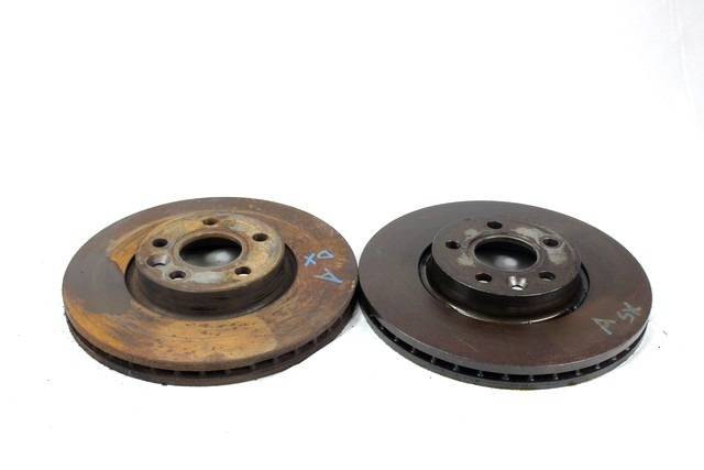 SPREDNJI ZAVORNI DISKI OEM N. 1500158 ORIGINAL REZERVNI DEL FORD MONDEO BA7 MK3 BER/SW (2007 - 8/2010) DIESEL LETNIK 2008