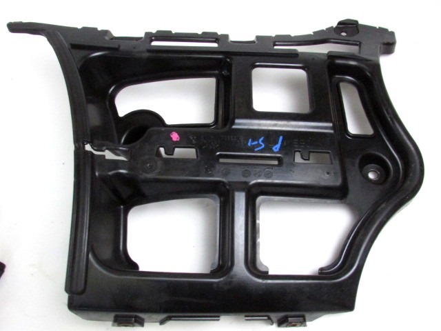 NOSILCI ZADNJEGA ODBIJACA  OEM N. 51127058519 ORIGINAL REZERVNI DEL BMW SERIE 3 BER/SW/COUPE/CABRIO E90/E91/E92/E93 (2005 -2009) DIESEL LETNIK 2005