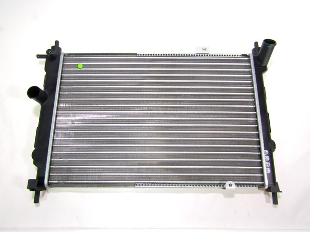 RADIATOR VODE OEM N. 1300197 ORIGINAL REZERVNI DEL OPEL ASTRA F T92 56 57 5P/3P/SW (1991 - 1998) BENZINA LETNIK 1995