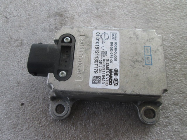 ESP OEM N. 95690-3J000 ORIGINAL REZERVNI DEL KIA SPORTAGE KM MK2 (2004 - 2010)BENZINA LETNIK 2008