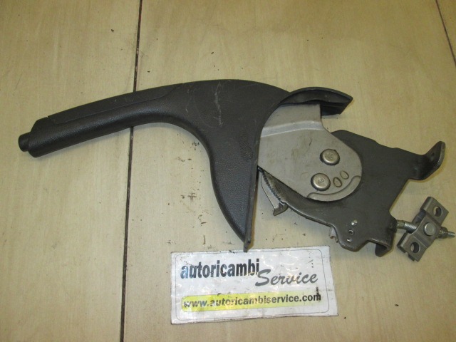 OEM N. 597101F000EZ ORIGINAL REZERVNI DEL KIA SPORTAGE KM MK2 (2004 - 2010)BENZINA LETNIK 2008