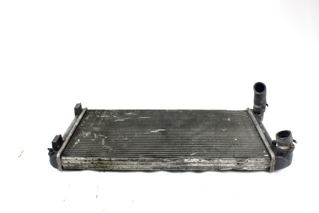 RADIATOR VODE OEM N. 46546944 ORIGINAL REZERVNI DEL FIAT PUNTO 188 MK2 R (2003 - 2011) DIESEL LETNIK 2004