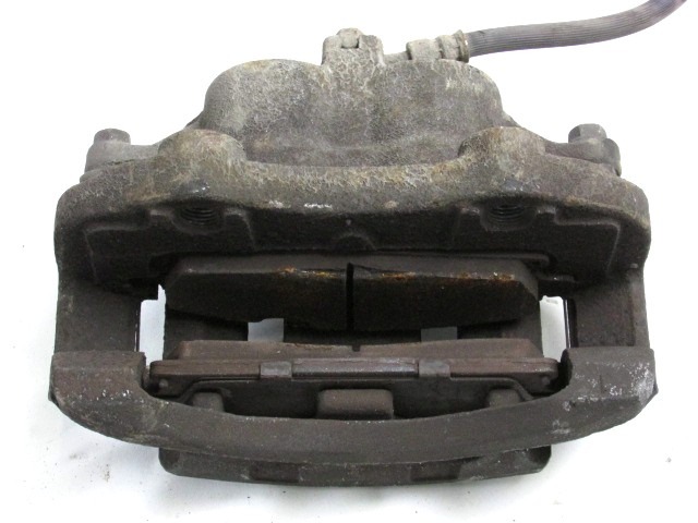 SPREDNJE DESNE ZAVORNE CELJUSTI  OEM N. 410018H300 ORIGINAL REZERVNI DEL NISSAN X-TRAIL T30 (2001 - 08/2007) DIESEL LETNIK 2002