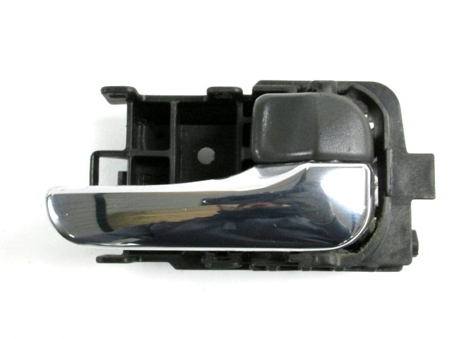 NOTRANJA KLJUKA  OEM N. 806708H602 ORIGINAL REZERVNI DEL NISSAN X-TRAIL T30 (2001 - 08/2007) DIESEL LETNIK 2002