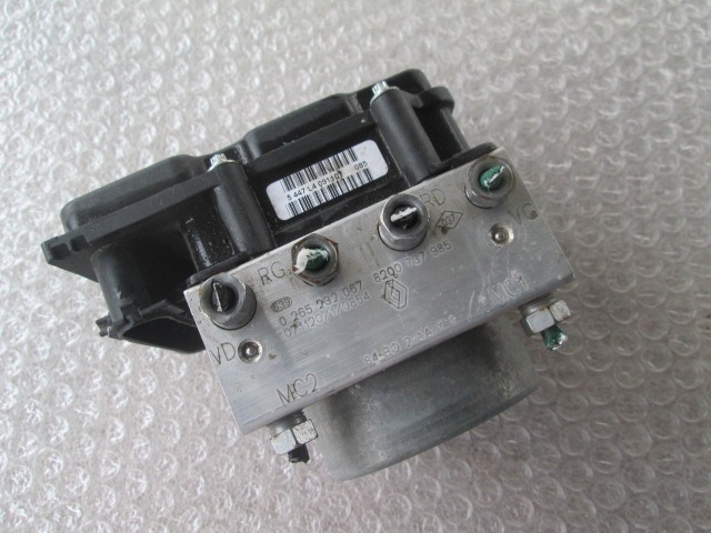 ABS AGREGAT S PUMPO OEM N. 8200737985 ORIGINAL REZERVNI DEL RENAULT MEGANE MK2 R BM0/1 CM0/1 EM0/1 KM0/1 LM0/1 BER/GRANDTOUR  (2006 - 2009) DIESEL LETNIK 2008