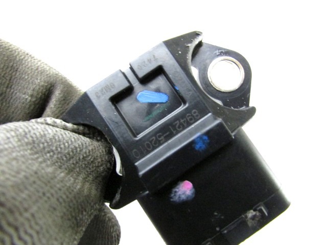 TLAK IZPUSNIH PLINOV SENZORJA OEM N. 89421-52010 ORIGINAL REZERVNI DEL TOYOTA YARIS P9 MK2 R (2009 - 2011)BENZINA LETNIK 2011